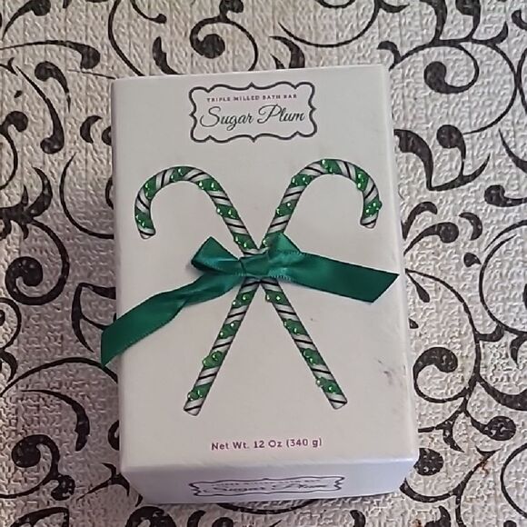 Sugar Plum Soap - Picture 1 of 10